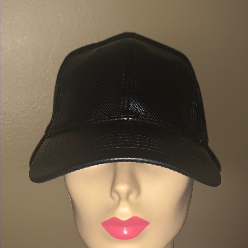 Black snake cap 